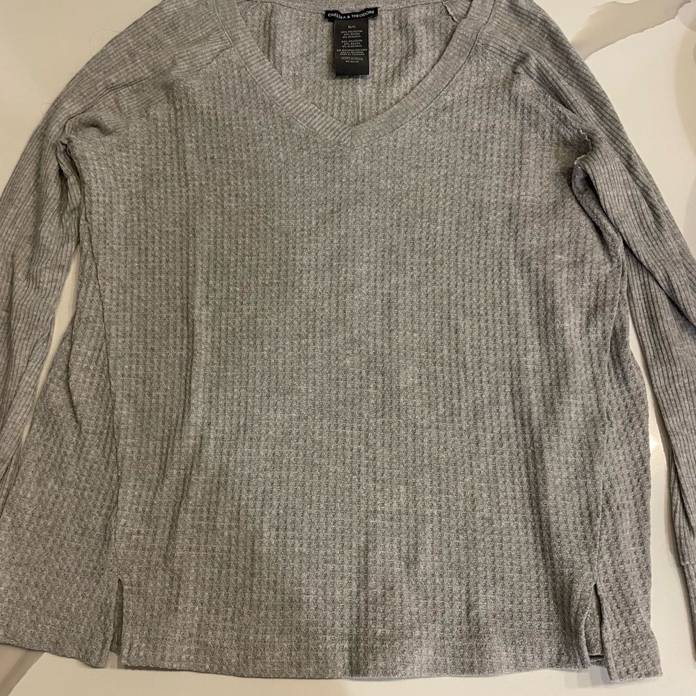 Chelsea & Theodore Gray Long Sleeve Top